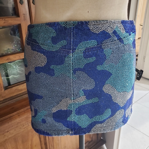 Forever 21 Blue Camouflage Skirt Set - Picture 3 of 11